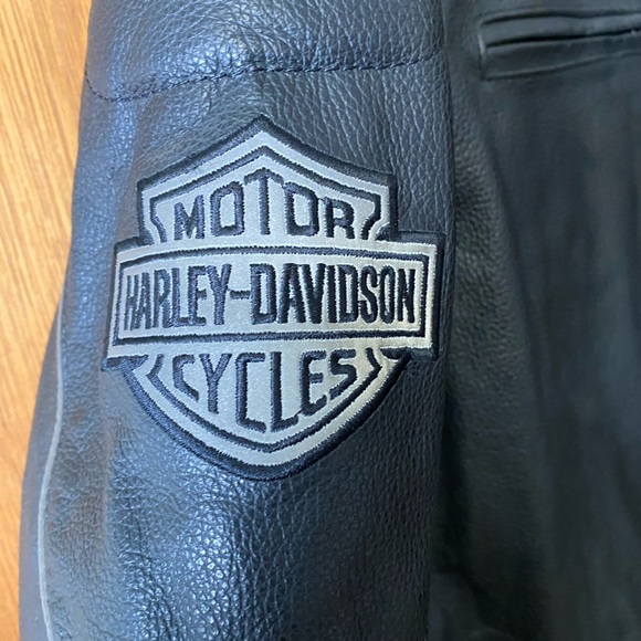 Harley-Davidson Men’s Reflective Skull Leather Jacket - Picture 2 of 6